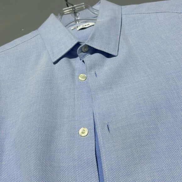 ZARA Slim Fit Button-Down - Picture 7 of 9